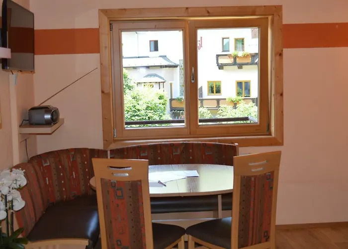 提芬布鲁恩公寓 *